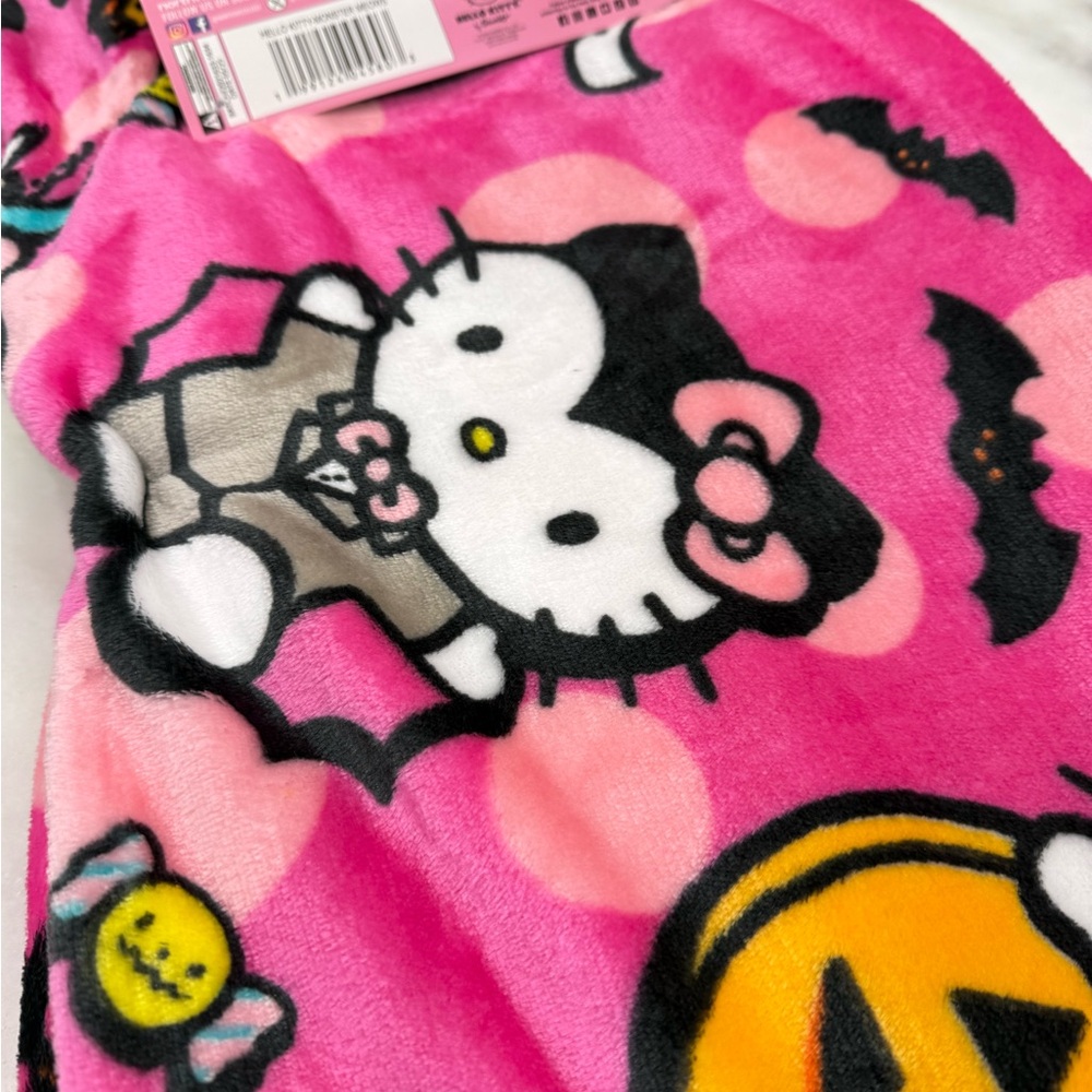 Hello Kitty Pink HALLOWEEN vampire pumpkin Blanket - Picture 5 of 5